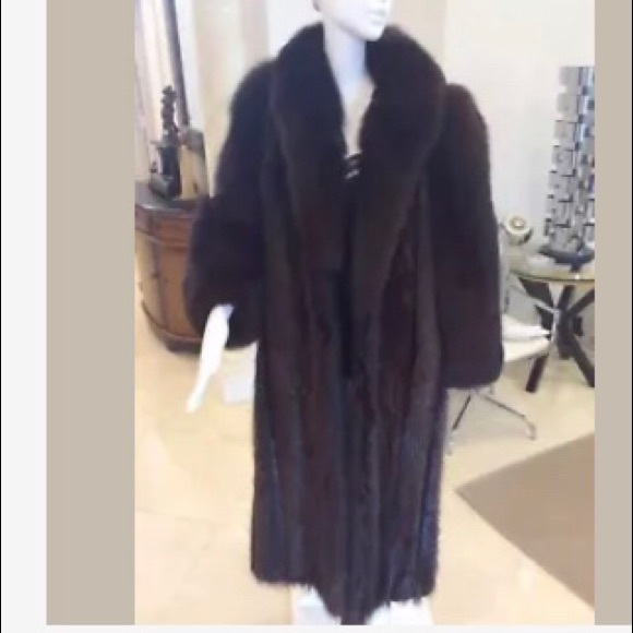 canadian fluffy fox tuxedo beaver coat 4,6,8 - Picture 1 of 7